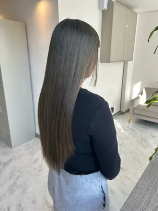 ロング カラー Via 京都烏丸所属・ブロンド/ハイトーン /レイヤー/りなのヘアスタイル