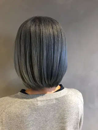 ミディアム カラー 長谷川 沙紀のヘアスタイル