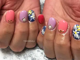 ネイル private salon TOMOMINAILs所属・TOMOMI NAILsのネイルデザイン