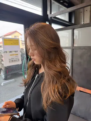 ロング sora/ 暖色カラー🌷のヘアスタイル