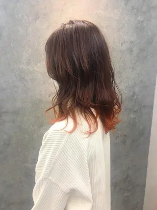 セミロング 所渉/韓国レイヤー /ウルフカットのヘアスタイル
