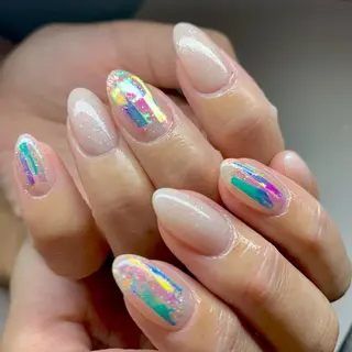 ネイル repos~ルポ~所属・里見 麗のネイルデザイン