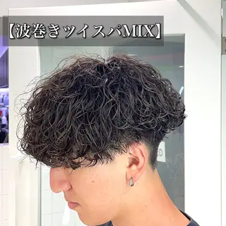 ショート パーマ ヘアアレンジ メンズ 艶カラー の達人のヘアスタイル