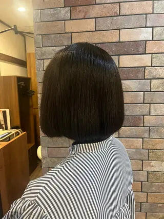 ショート 艶カラー推し! なかはらあかりのヘアスタイル