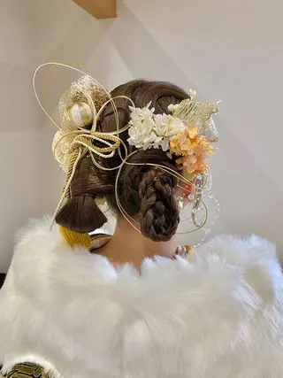 セミロング ヘアアレンジ Kazaoka Saraのヘアスタイル