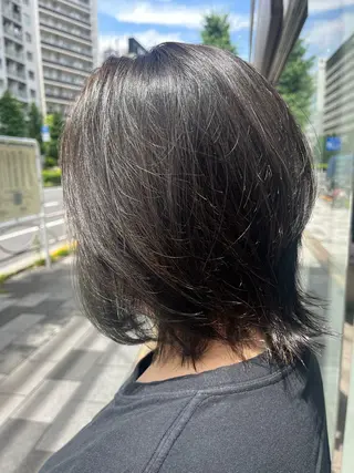 ショート カラー アートディレクター 尾内 友美のヘアスタイル