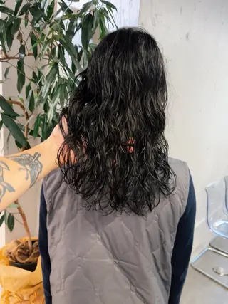 セミロング パーマ くせ毛カットとパーマ /美容室難民の方是非のヘアスタイル