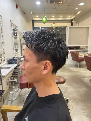 ショート パーマ メンズ 畠山 渚のヘアスタイル