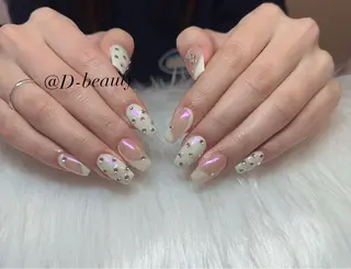 ネイル D-BEAUTY Nailsalonのネイルデザイン