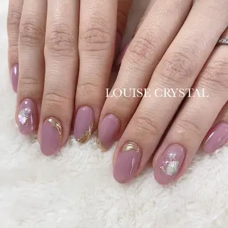 ネイル LOUISE CRYSTALのネイルデザイン