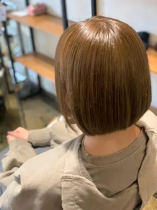 ミディアム カラー ハイライト✨髪質改善 TAKAさんです😊のヘアスタイル