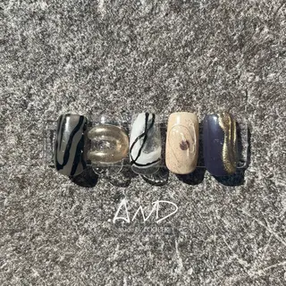 ネイル LOOPER所属・mzh ...のネイルデザイン