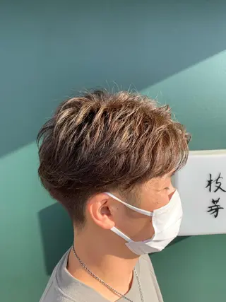 ショート カラー EDAME所属・笠原 敦司のヘアスタイル