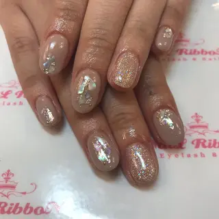 ネイル ネイルリボン 受付スタッフのネイルデザイン