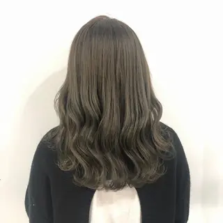 セミロング カラー GOODDAY ヘアサロンのヘアスタイル