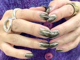 ネイル nailstudio eviz新宿店のネイルデザイン