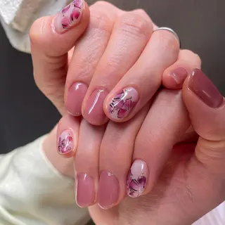 ネイル 奥園 良恵のネイルデザイン