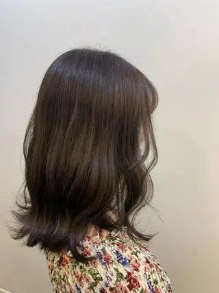 カラー 伊藤 由妃乃のヘアスタイル