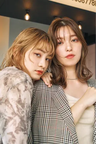 ミディアム カラー ヒラノホナミ 🫧髪質改善🫧のヘアスタイル