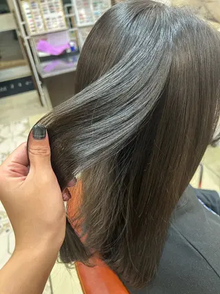 セミロング カラー 梓真💐 モデル様大募集中🎀のヘアスタイル