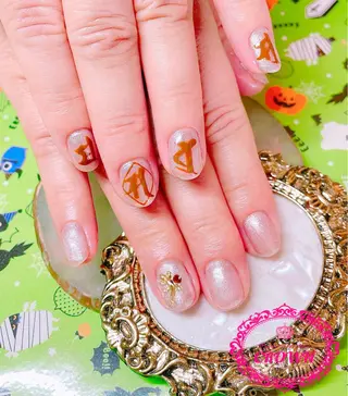 ネイル CROWN プライベートサロンのネイルデザイン