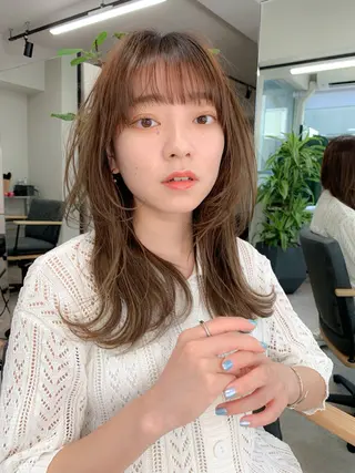 セミロング カラー 🌟ブリーチ/ボブ/ レイヤー渋谷☀️のヘアスタイル