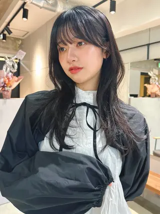 ロング カラー パーマ 🫧小顔×似合わせ× 透明感カラー🫧のヘアスタイル