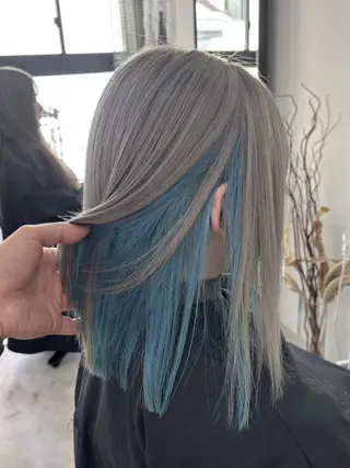 セミロング Mina/岡山/矯正 ブリーチ/レイヤーのヘアスタイル