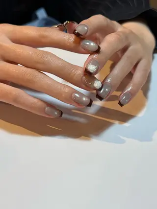 ネイル Manon Yuiのマツエク・マツパデザイン