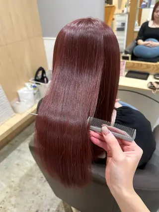 ミディアム miloc MOMOKAのヘアスタイル