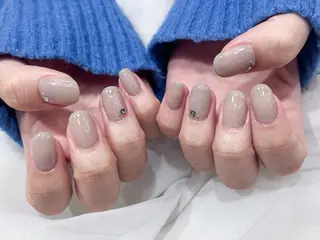 ネイル HERE'Re所属・HERE'Re tomokaꪔ̤̮のネイルデザイン