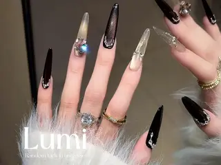 ネイル 神崎 理沙のネイルデザイン