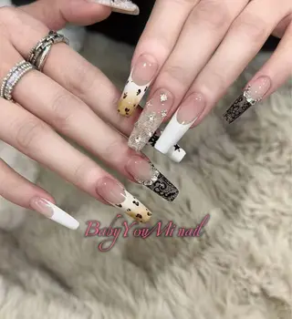 ネイル Oomiya 服部のネイルデザイン