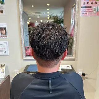 ショート パーマ メンズ 柔らかいcolor ￤韓国￤🩰マユ🩰のヘアスタイル