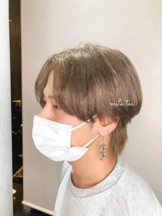 ショート カラー 小山 雄大のヘアスタイル