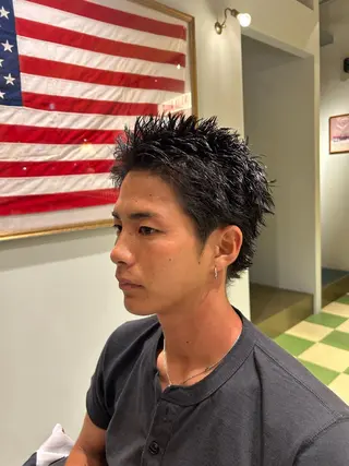 ショート LOSOME CUT WORKS所属・鈴木 航のヘアスタイル