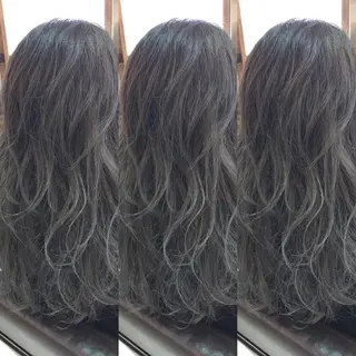 ロング カラー 青木 茂樹⭐️ 透明感カラーのヘアスタイル