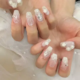 ネイル nail salon e'mu💐のネイルデザイン