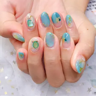 カラー ネイル Q Free nailsのネイルデザイン