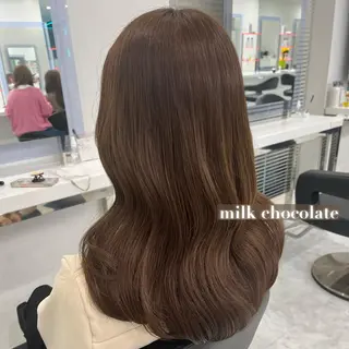 セミロング うる艶トレンドヘア 🕊️上野BABYのヘアスタイル