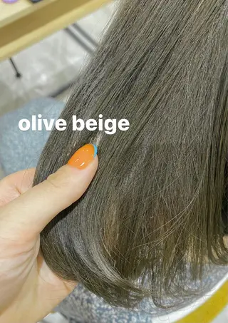 ショート カラー ENIF ヤマグチアツコのヘアスタイル