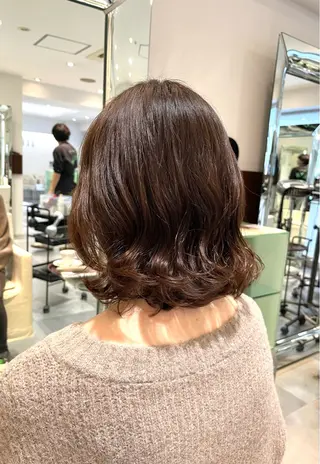 ミディアム パーマ コテ巻き風パーマ 藤澤　知彌のヘアスタイル