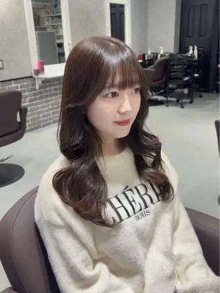 セミロング Aura 髪質改善＆韓国レイヤー所属・あい❤︎ /髪質改善/韓国巻きのヘアスタイル
