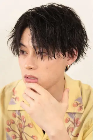 メンズ 毛流れフェザー スタイル🔹竹内凌のヘアスタイル