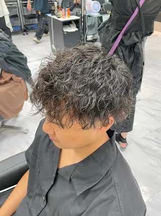 ショート パーマ メンズ 🐥くまがい💛 ダブルカラー／パーマのヘアスタイル