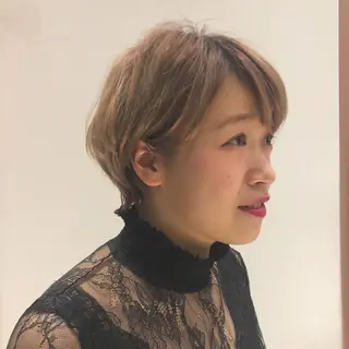 ショート 荒木 依莉亜のヘアスタイル