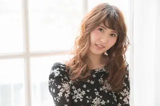 セミロング Alushe艶髪・ 髪質改善のヘアスタイル