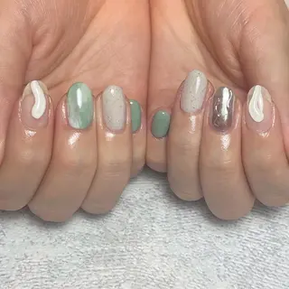 ネイル nailroom DIASOMNIAのネイルデザイン