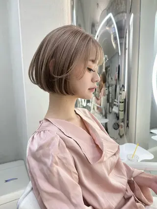 ショート ハイトーンボブ Mizuki.のヘアスタイル