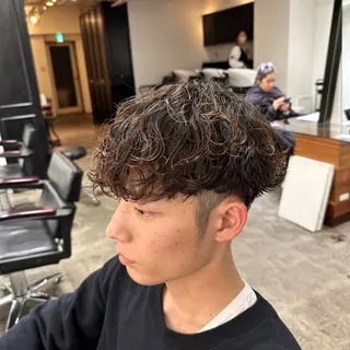 ショート パーマ メンズ 【似合わせ、垢抜け ヘア】KAEDEのヘアスタイル